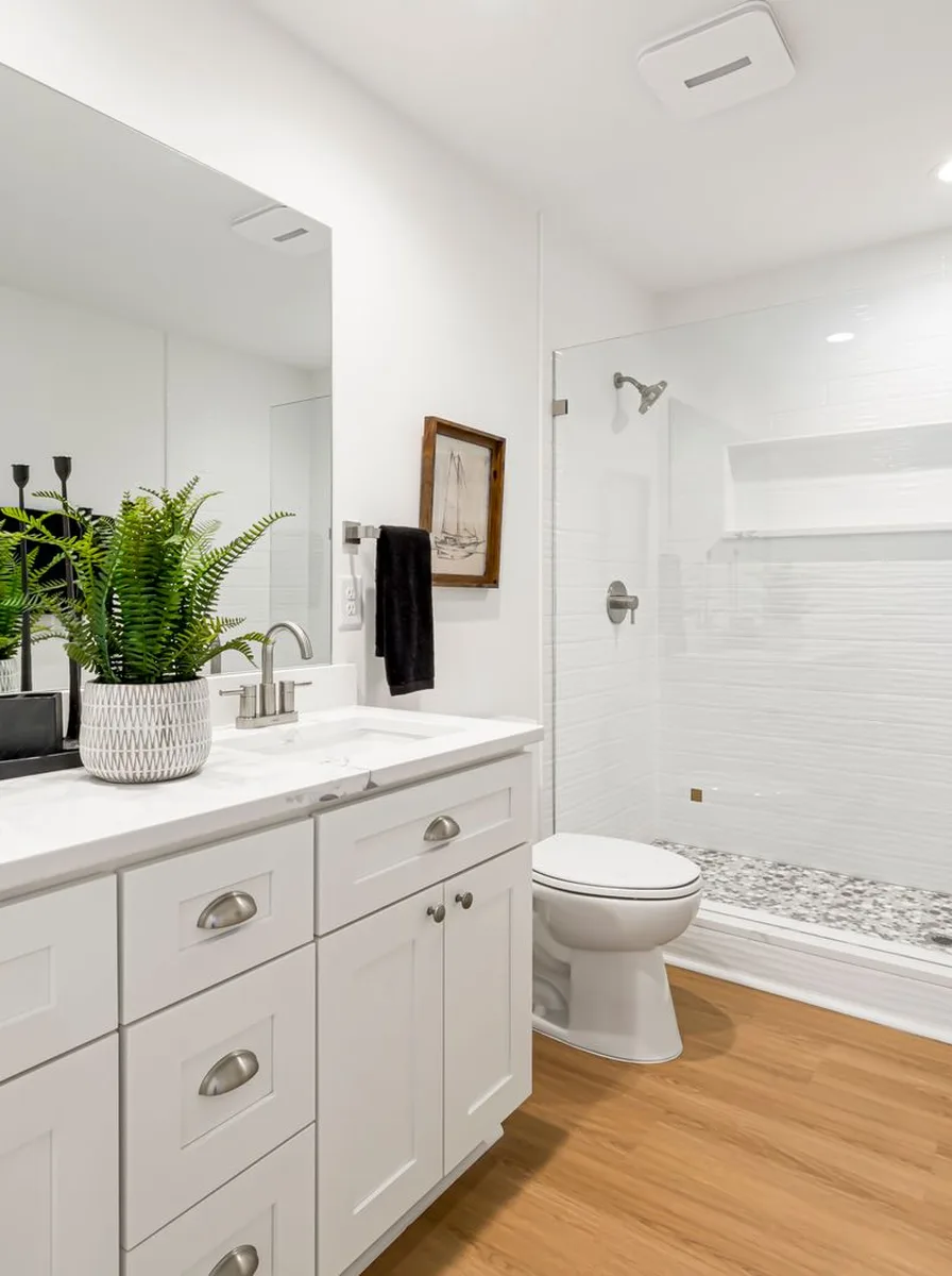 Recessed mirrored medicine cabinet flush in wall