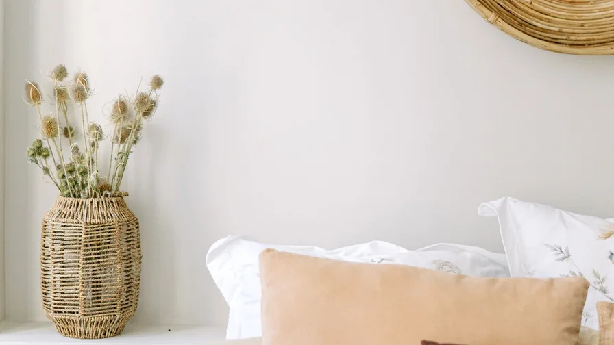 Teen bedroom makeover that looks expensive on a budget
