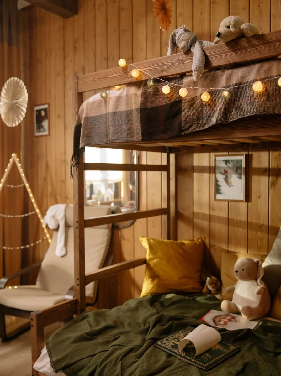 Kids' Floating Bed