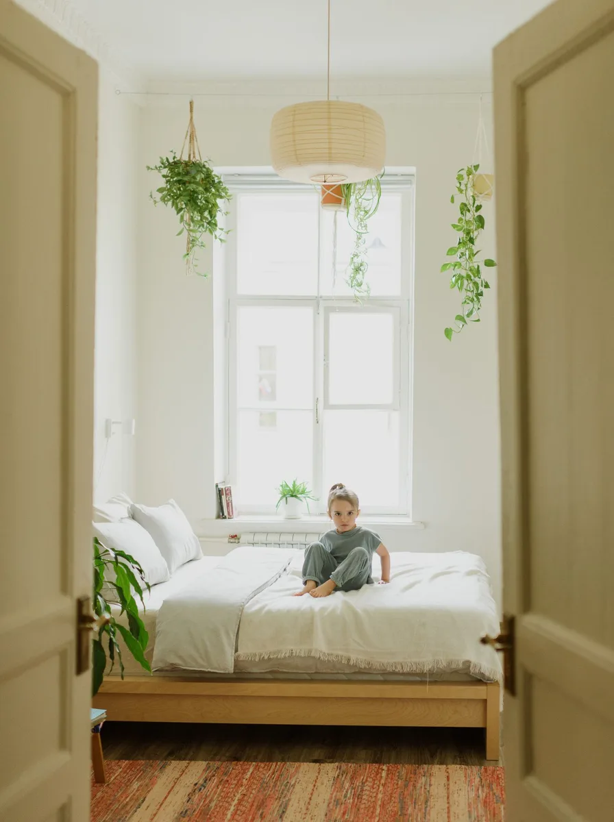 Built-in wardrobes in modern kids bedroom