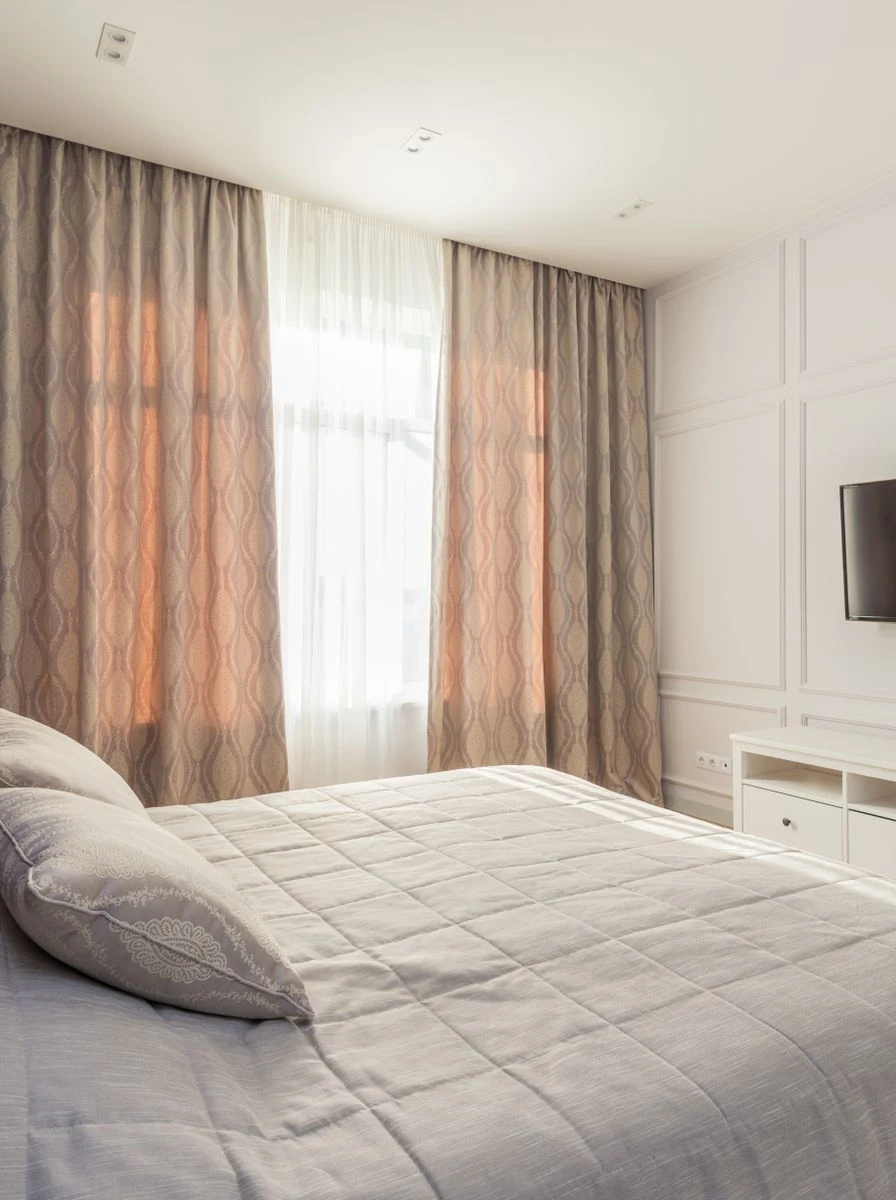 Wood and Leather Combination King Bed