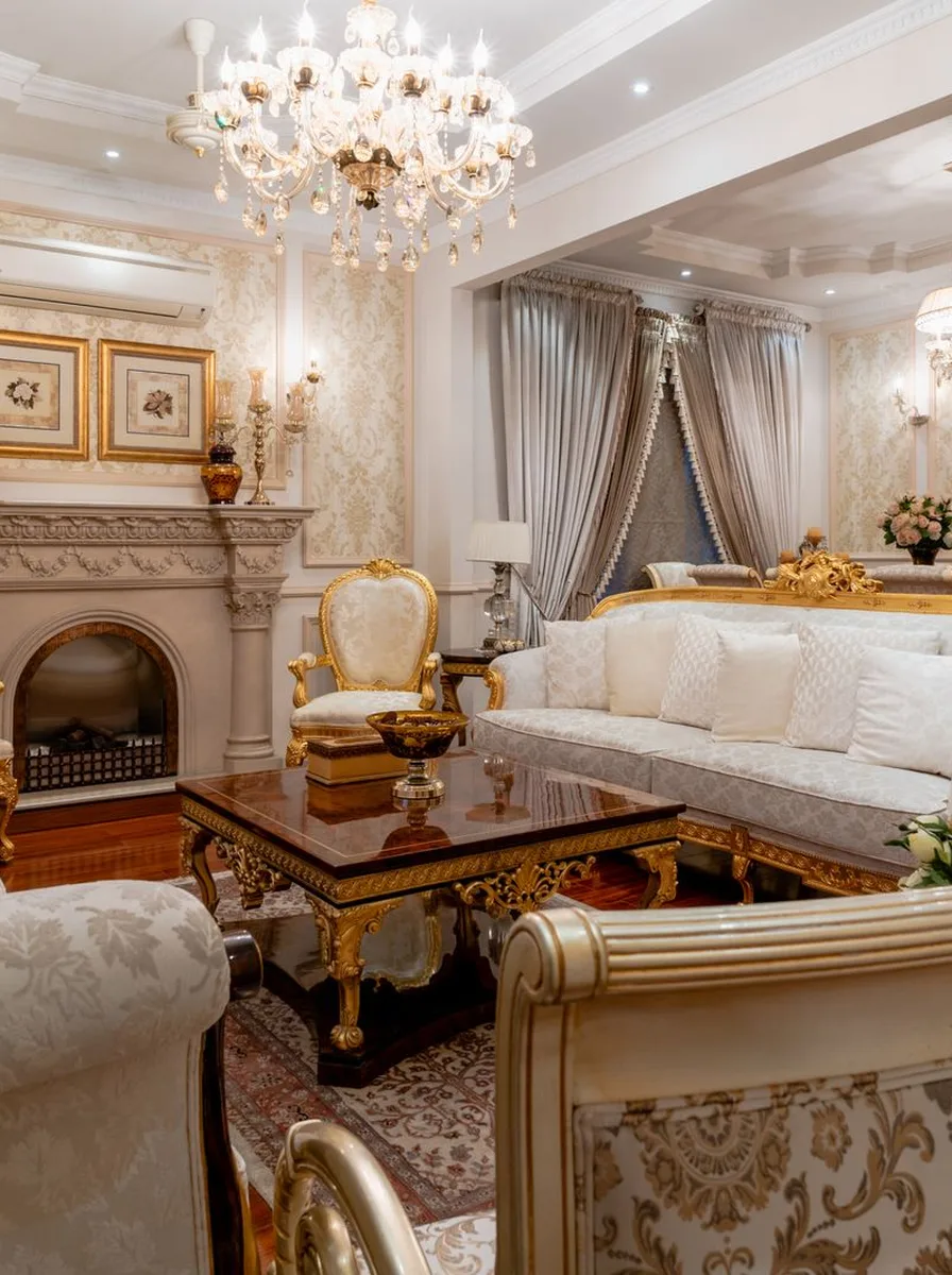 Luxury living room crowned by an elegant crystal chandelier