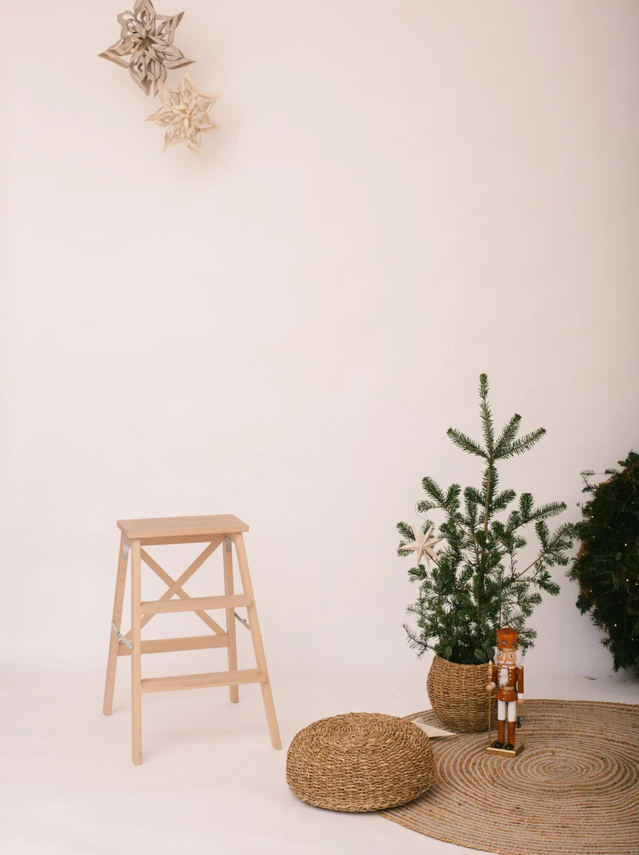 Minimalist corner with a small Christmas tree