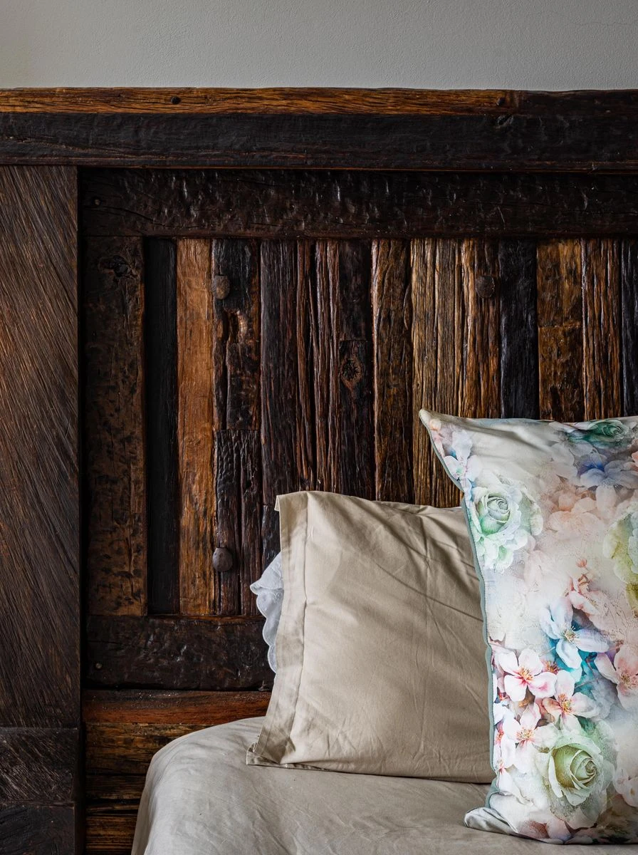 Rustic Canopy Bed