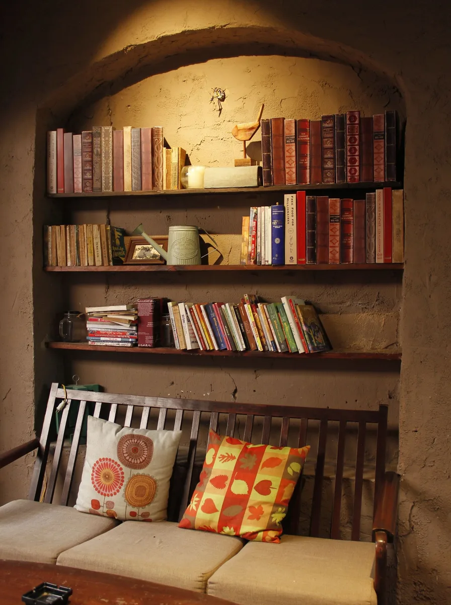 Small living room decorated in a tight two-colour palette